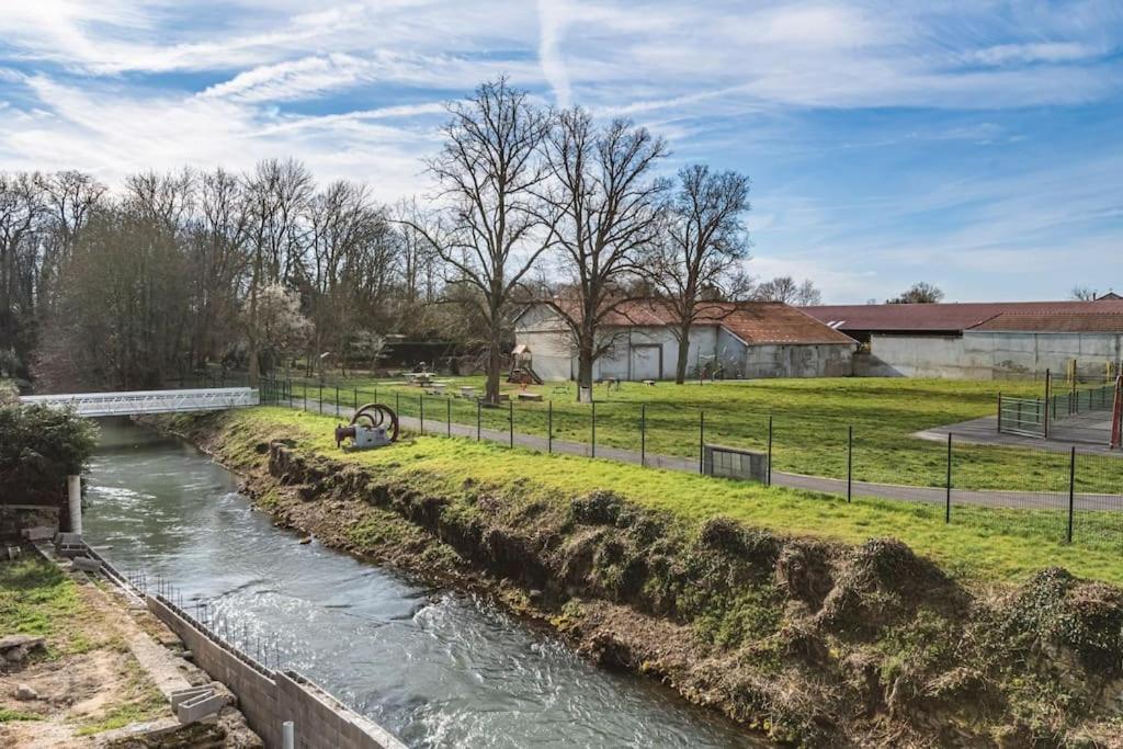 La "Taniere" Pour 6 Personnes Lägenhet Isles-sur-Suippe Exteriör bild
